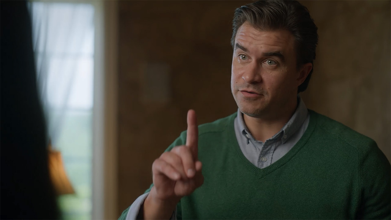 A Christmas Murder Mystery - A Christmas Murder Mystery – One Troy Pounce